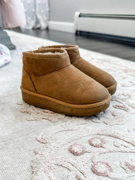 UGG Style Boots size 11