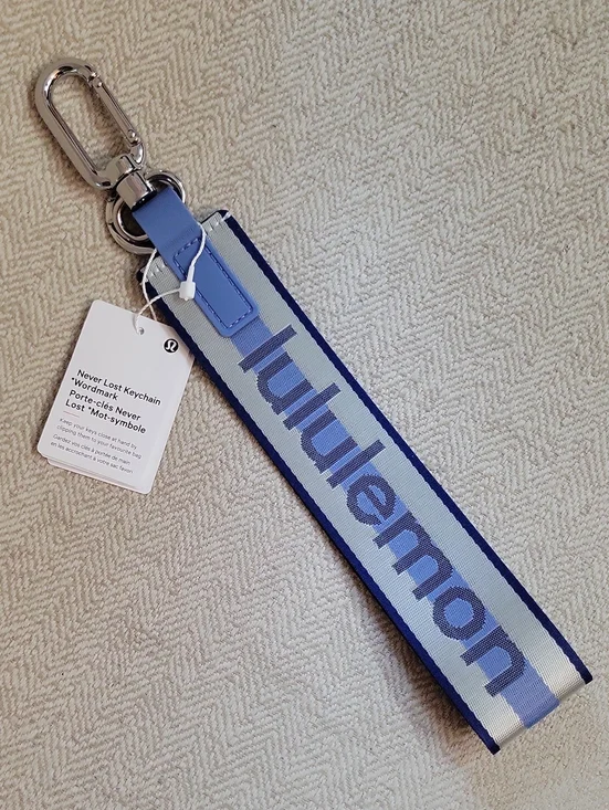 Lululemon Never Lost Keychain Strap in Clubhouse Blue Reflective