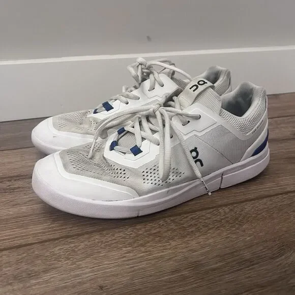 On Cloud Running The Roger Shoes Women's Size 8.5 White Blue Tennis Swiss