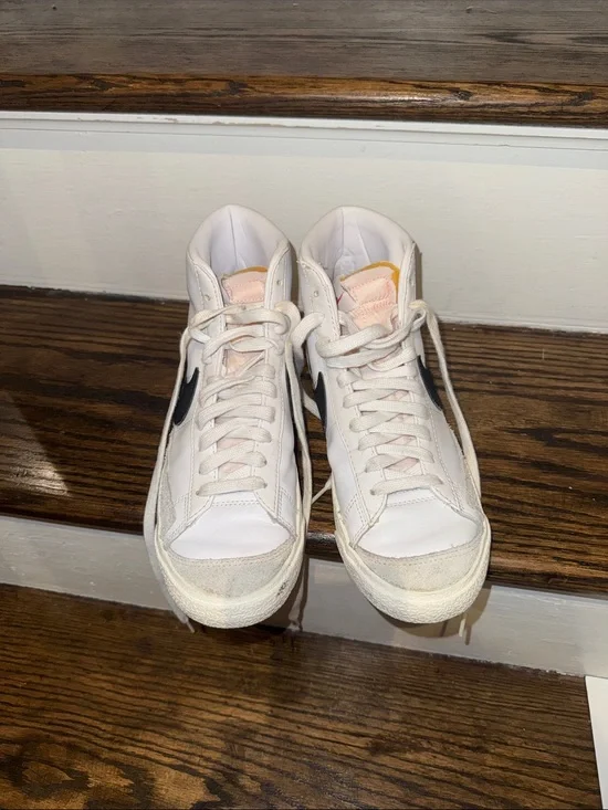 Nike Blazers White Sneakers with Black Swoosh  size 8
