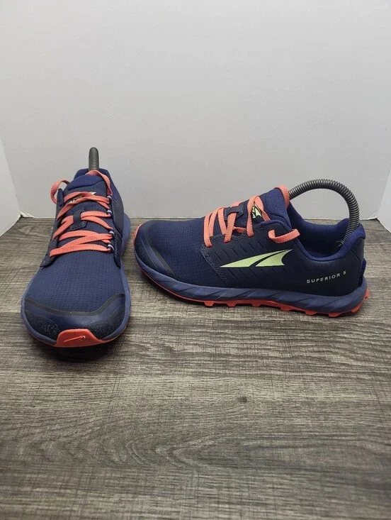 Altra Superior 5 Trail Running Shoes Womens Size 7.5 Navy Blue