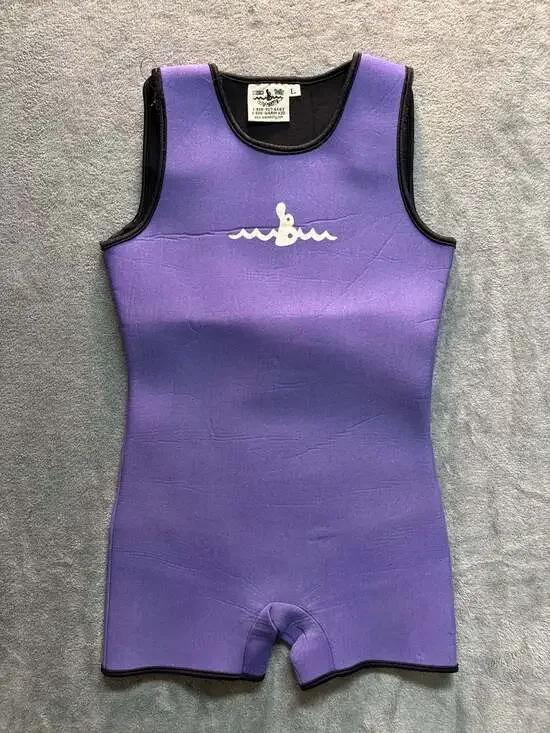 Warm Body Children's Wetsuit, size L. Vintage Y2K Vintage