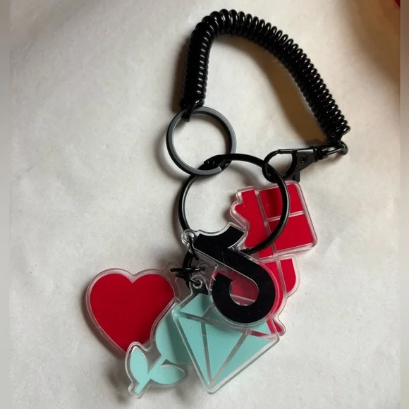 TikTok multi charm stretchy band key influencer chain