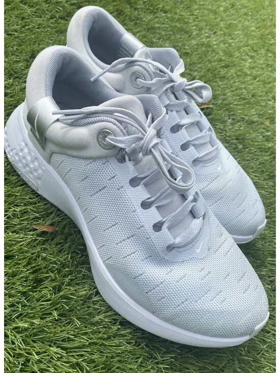 Nike Womens Renew Serenity Sz. 8.5 Run DB0522-001 Road Running Pure Platinum