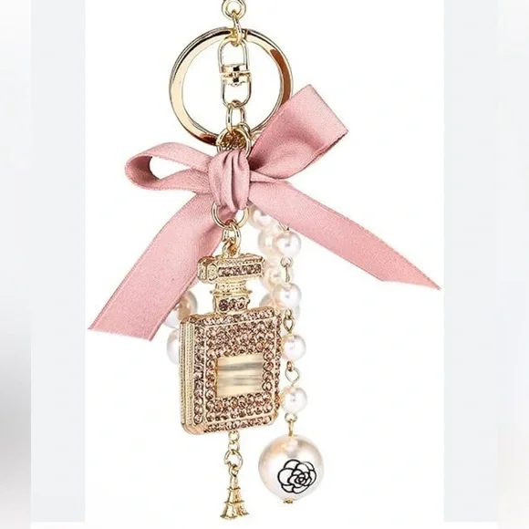 NWT Elegant Pink and Gold Keychain with Pearl Accents