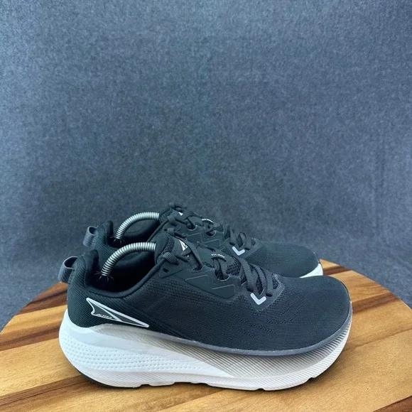 Altra FWD VIA Womens Black Athletic Running Training Shoes Size 8 Worn Once