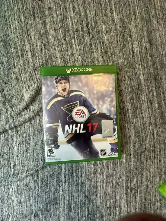 NHL 17 - Xbox One Video Game