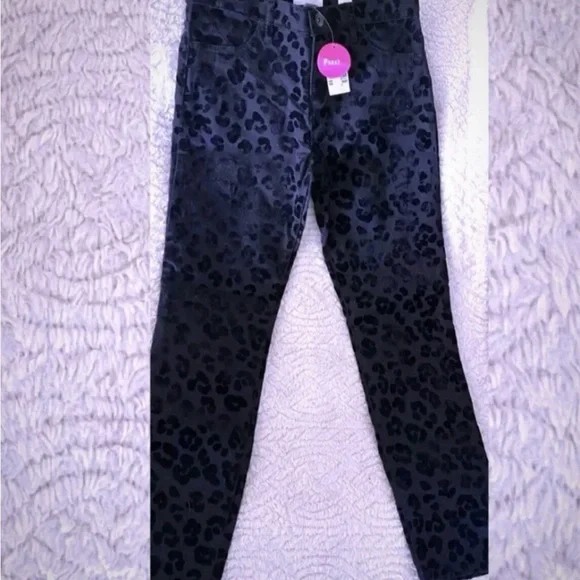 New Little Girls Size 10 Black on Black Leopard Rocker Skinny Jeans