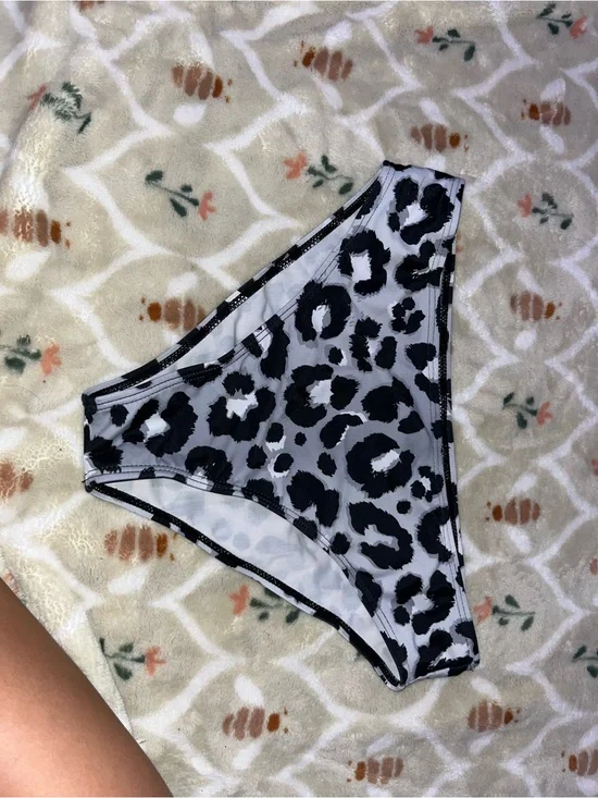 Girls' Black and White Leopard Print Bikini Bottoms