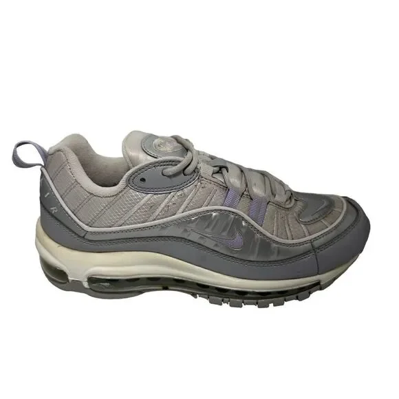 Women’s Nike air max size 8 Gray athletics shoes