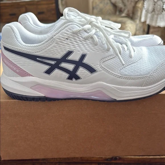 Asics White and Blue Athletic Shoes with Performance Focus