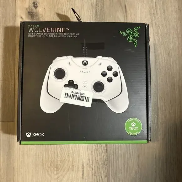 Razer Wolverine V2 Wired Gaming Controller For Xbox Series X/S -White
