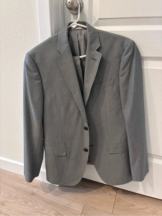 jf j.ferrar Men's Light Gray Two-Button Suit Blazer