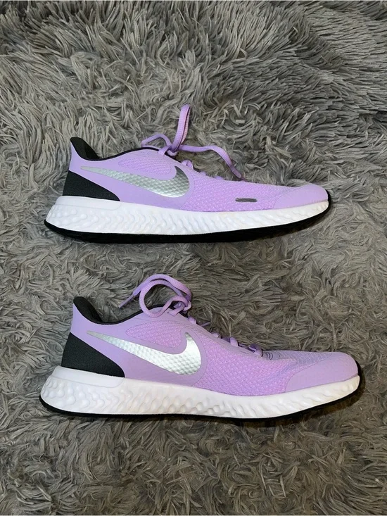 Nike Revolution 5 GS - Lilac