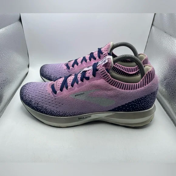 Brooks Women's Pink and Navy Athletic Running Shoes