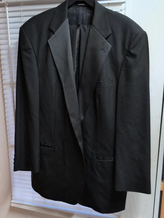 Giorgio Bissoni Black Men's Tuxedo ( 44R x 40x 29)