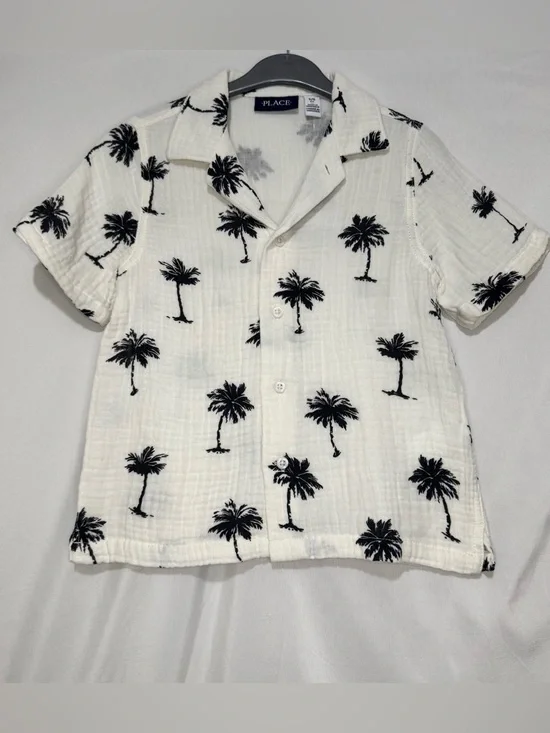 Boys Palm Tree Button up Shirt Size S 5/6