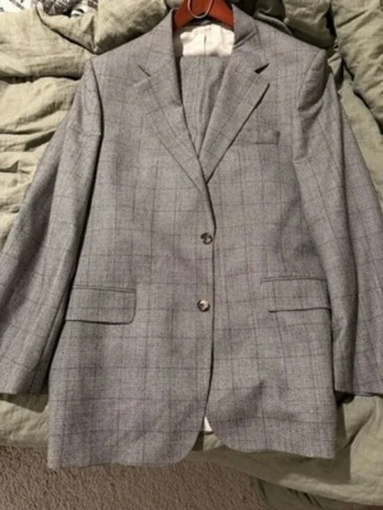 Vintage Hugo Boss Custom 2 Piece Suit Grey Prince of Wales Check 44R