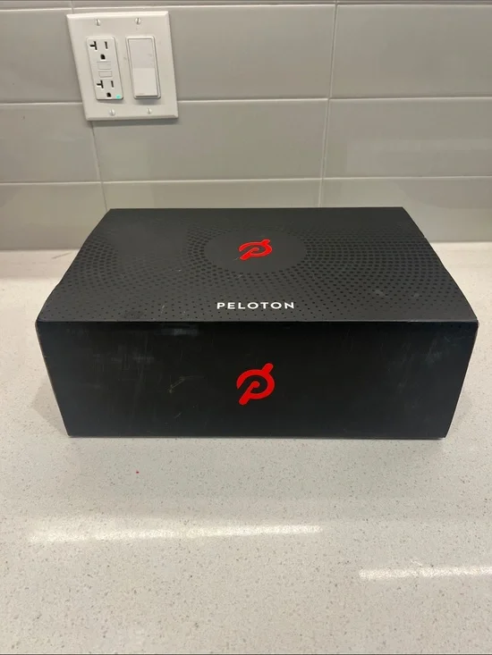 Peloton Cycle Shoes 43 NWT