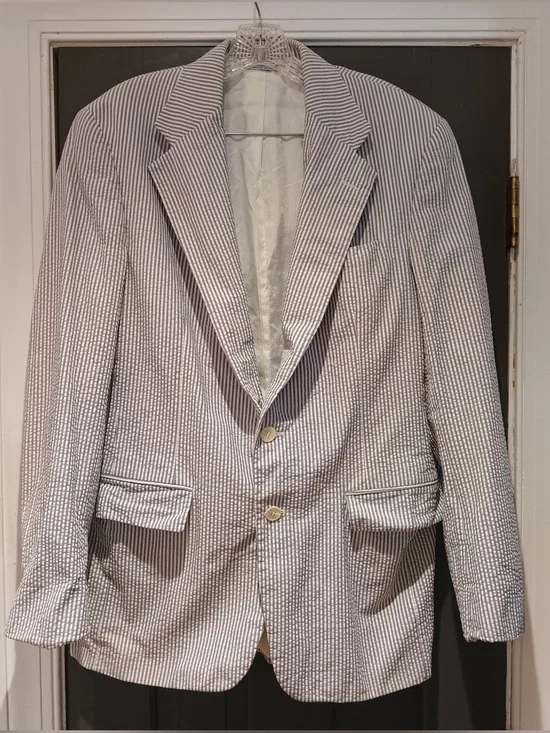 Classic Men's Seersucker Blazer in Cream & Navy Stripe, cotton