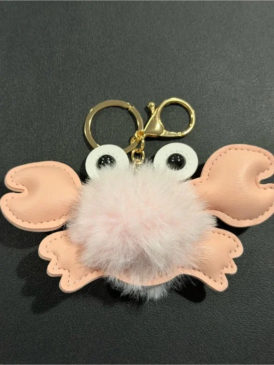Pink Faux-Fur Crab Key & Card Holder Keychain