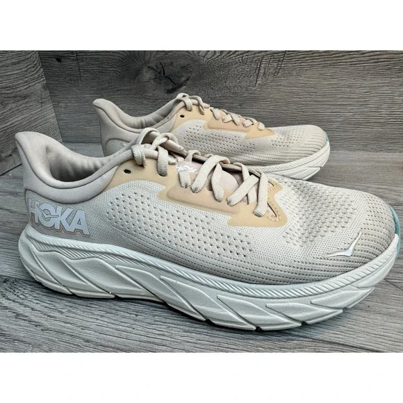 Hoka One One Arahi 7 Womens 6.5 B Shoes Vanilla Cream Running Walking Sneakers