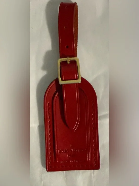 Louis Vuitton Red Leather Mini luggage Tag with Gold tone hardware! Like New