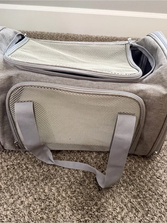 Dog / Cat Carrier