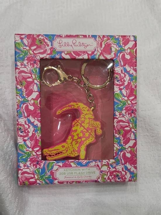 NWT Lilly Pulitzer Keychain With 2gb USB Flash Drive