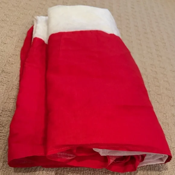 Bed Skirt - Red - Fits Full Size Mattress