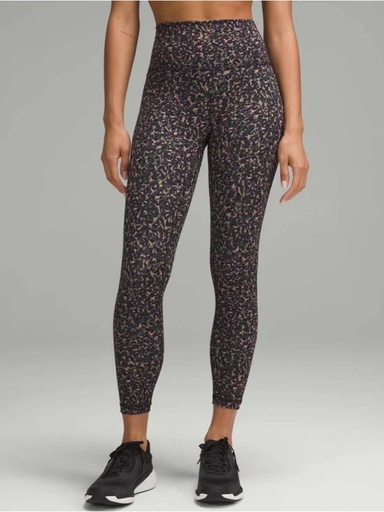 Lululemon Wunder Train High-Rise Tight 25