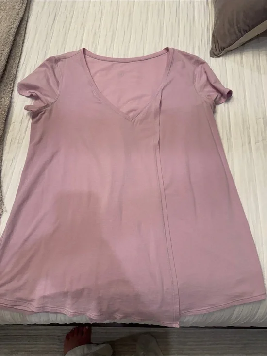 lululemon athletica Soft V-Neck Tee in Dusty Rose soft flowy opening