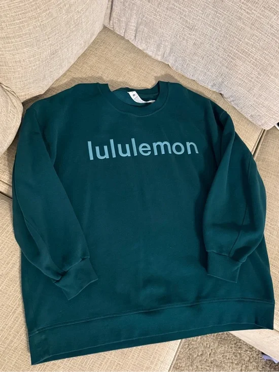 Lululemon Crewneck Sweatshirt in Deep Teal