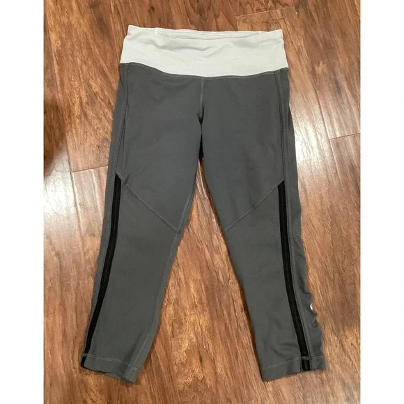 Lululemon Race With Grace Crop Soot Light Wee Stripe Sz 4 Athletic Leggings