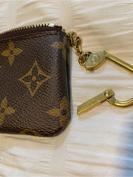 Louis Vuitton Monogram Key & Card Pouch in Brown with Gold Hardware