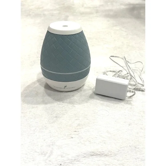 Young Living Sweet Aroma Ultrasonic Diffuser Wicker Pattern Essential Oil‎ NEW