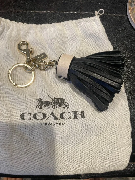 Coach Leather Signed Key Ring with Clip
