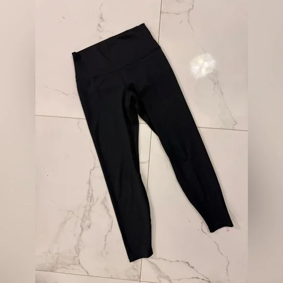 Lululemon Black High-Waisted Leggings Size S