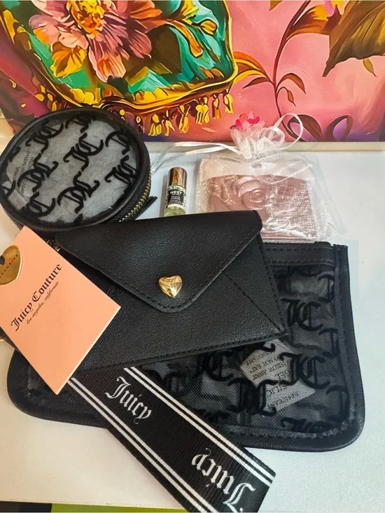 Juicy Couture Set of 3 Wristlet Comes w/ Nest Oil Roll on & Rose Compact Mirror