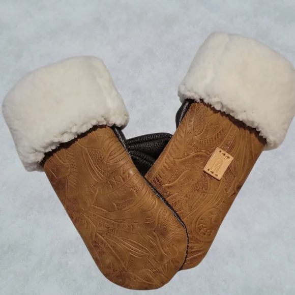 Handcrafted Genuine Leather Youth Mittens Fleece Lined