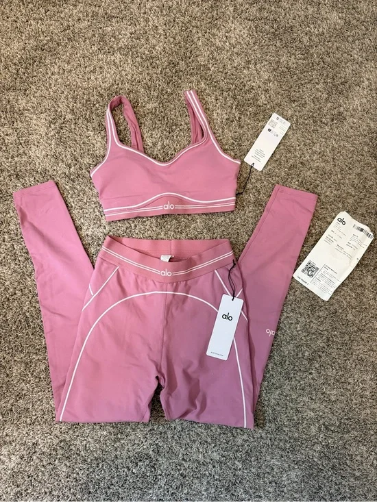 ALO Yoga Women's Heart Throb Sports Bra & Legging Set