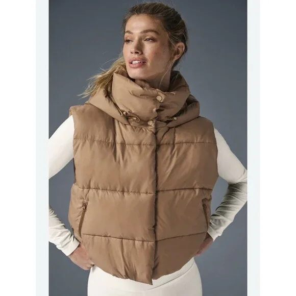 ALO Yoga Women's Vest Hooded‎ SMALL Gold Rush Puffer Nylon Outdoor W4469R