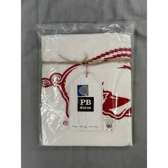 Pottery Barn Dorm Arkansas Razorbacks Pillowcase Standard‎ - 1 Pillowcase NCAA