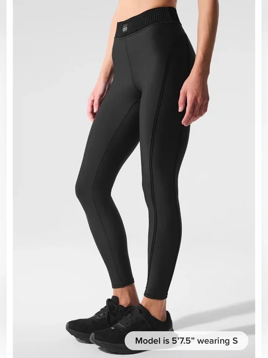 ALO Yoga Airlift High-Waist 7/8 Line Up Legging - black