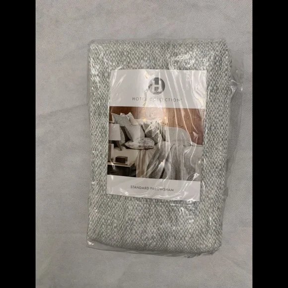 NIB‎ Hotel Collection Seaglass Cotton Quilted (1) Standard Sham Pillow