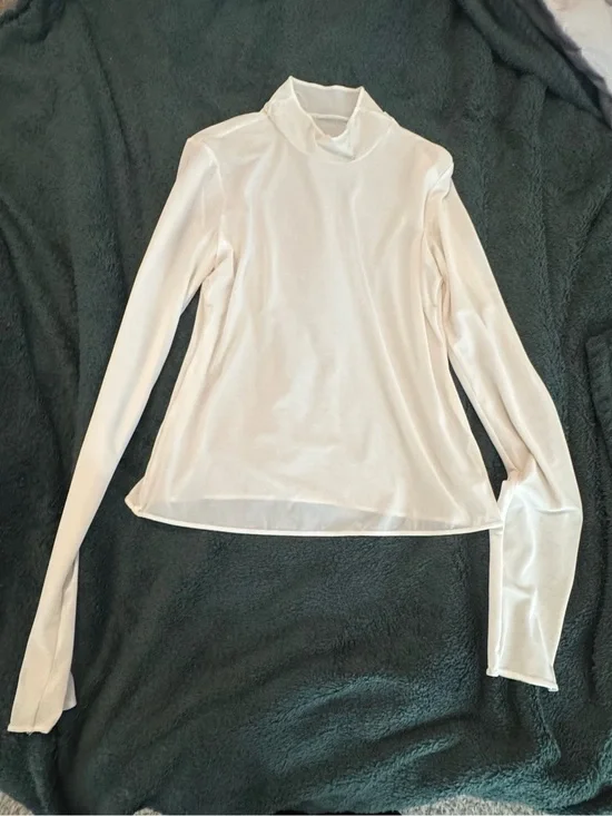 ALO Yoga Mesh Sheer Illusion Long Sleeve
