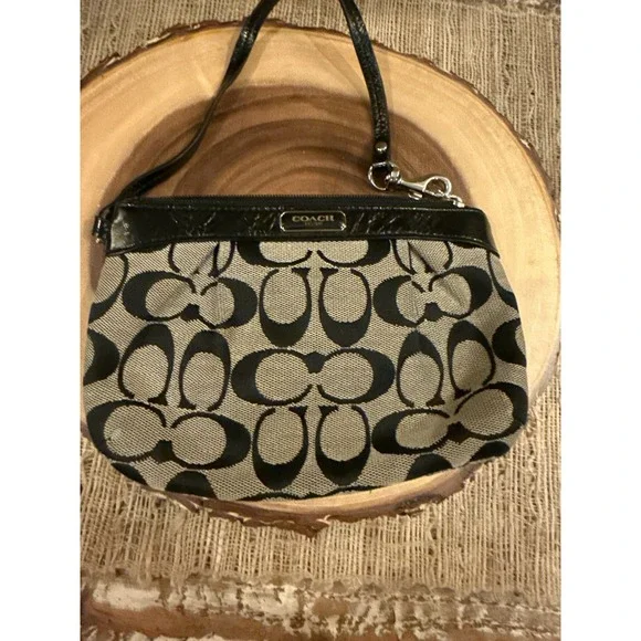 Coach Signature Canvas Leather Trim Wristlet‎ Clutch F51369 Women's Designer