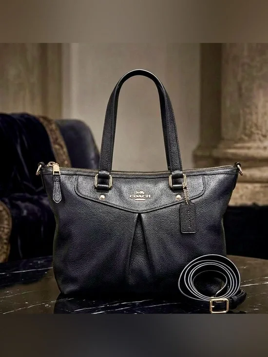 ✨ COACH Pleat Tote in Black Crossgrain Leather (F34680) ✨