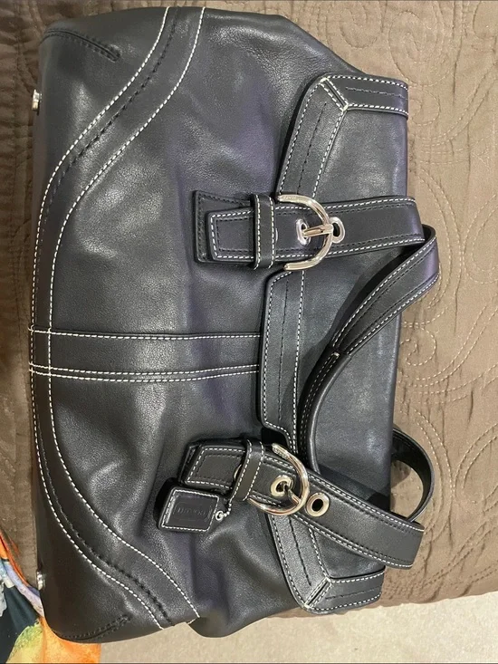 Coach Black Leather Shoulder Bag with Contrast Stitching