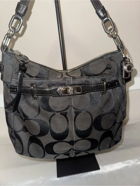 Coach Signature Hobo Bag in Charcoal/Black